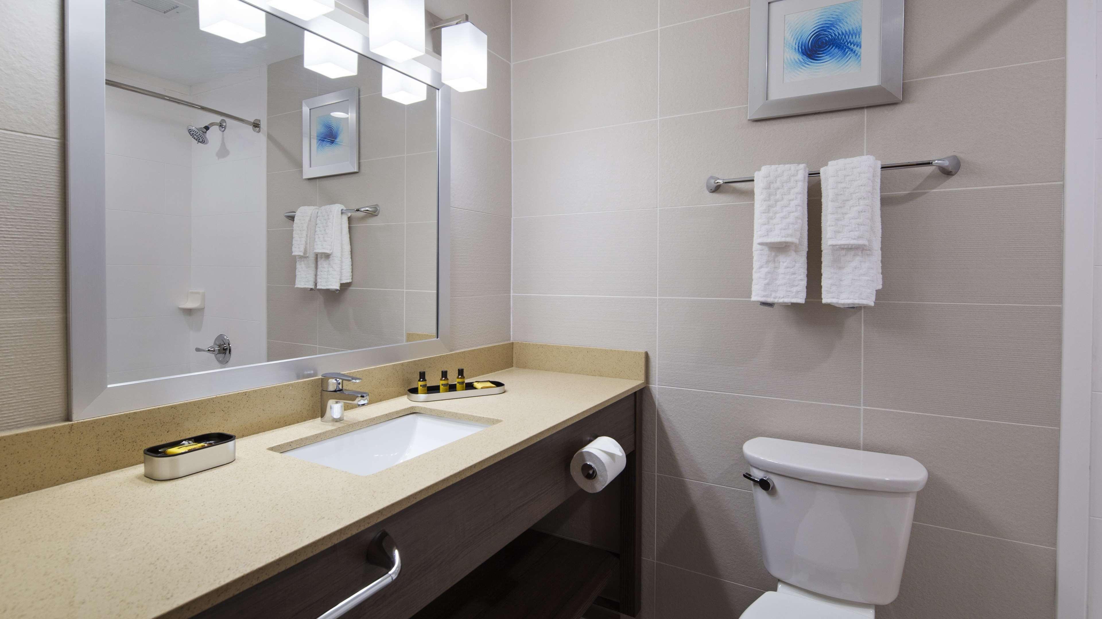 Best Western Plus Stadium Inn New York Esterno foto